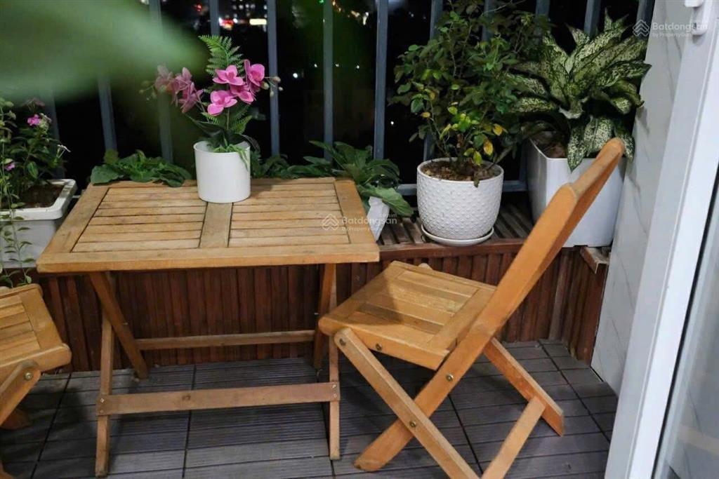Căn hộ 2 ngủ 2wc 72m2 nội thất khá đầy đủ giá chỉ 2ty9**