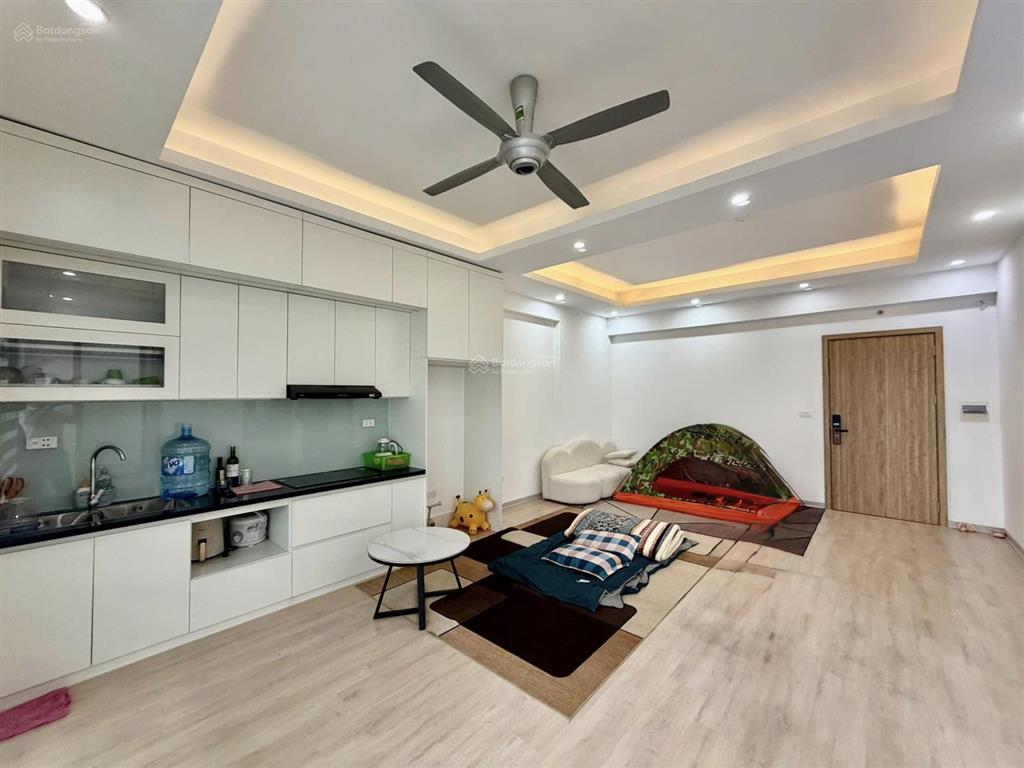Căn 2 ngủ 2wc ~77m tim tường view hồ nội thất cơ bản giá chỉ 3 tỷ thu về