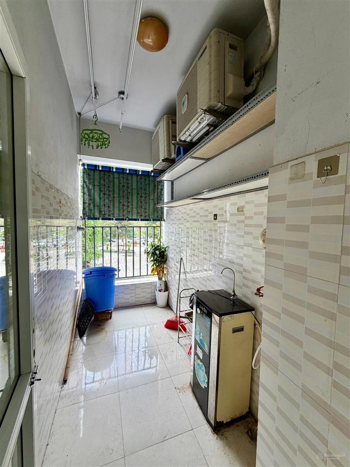 Bán căn 2 ngủ 2wc 69m đầy đủ nội thất giá 2 tỷ 6