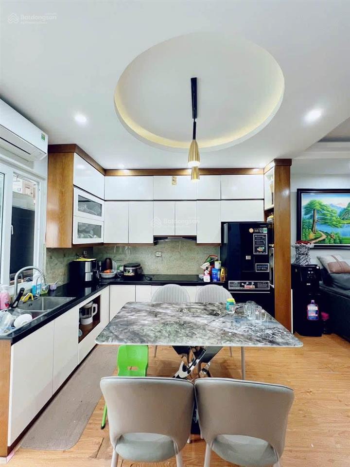 View hồ giá rẻ 65m 2 ngủ 2wc chỉ 2ty6xx