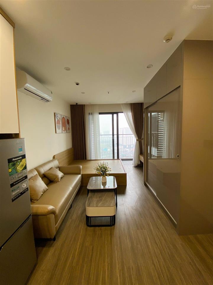 Cho thuê căn studio vinhomes smart city  giá 7tr5  đủ đồ
