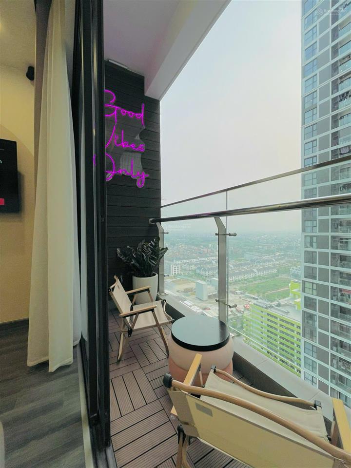 Cho thuê căn hộ cao cấp studio  tk1  đẹp  tại vinhomes smart city
