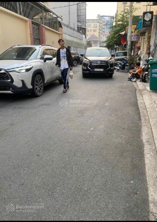 Bán nhà mặt tiền khu phổ quang, tân sơn hoà. 4m x 26,5m. 4 tầng. giá 20,0tỷ thương lượng