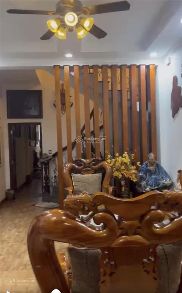 Bán nhà mặt tiền khu phổ quang, tân sơn hoà. 4m x 26,5m. 4 tầng. giá 20,0tỷ thương lượng