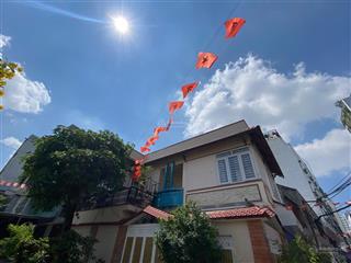 Bán nhà biệt thự minigóc 2 mặt tiền hoà bình.tân phú. 8m x 12,5m. giá 12,4 tỷ thương lượng.