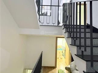 Bán nhà mặt tiền ngang 9m khu nguyễn sơn,quận phú. 9m x7,5m. 4 tầng. giá hơn 9 tỷ xíu.