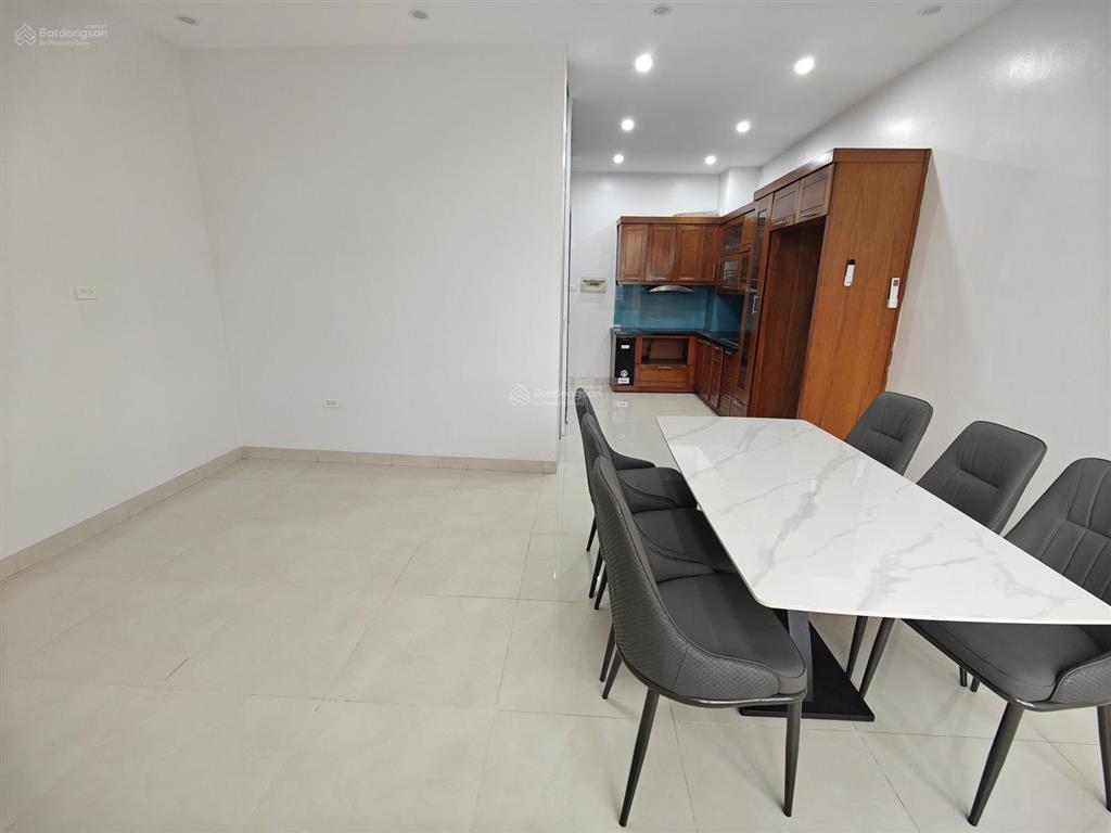 Tôi chính chủ bán nhà mỹ đình, 45m, 7 tầng thang máy, ô tô vào nhà, giá 13tỷ8 ctl