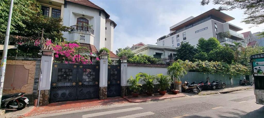 Biệt thự hiếm quận 3, mặt tiền lê ngô cát