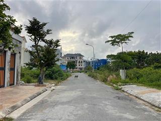 Bán đất khu biệt thự vườn hồng. diện tích 187.5m2 ngang 7.5m dài 25m. đường rộng 12m cả vỉa hè