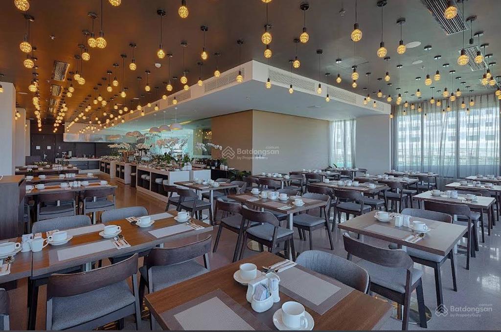 Chính chủ cần bán khách sạn biển 4sao , 21tầng mặt biển võ nguyên giáp, sơn trà, đà nẵng