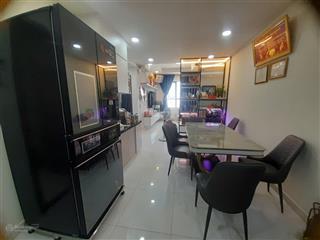 Bán căn hộ green river dt71,5m2 2 phòng ngủ 2wc giá 3tỷ8 full nội thất,có sổ hồng,nh cho vay,quận 8