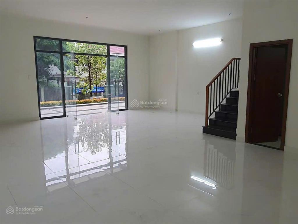 Cho thuê shophouse mbkd green river 151m2, 1 trệt 1 lầu giá 16 triệu có 5 máy lạnh, view nội khu