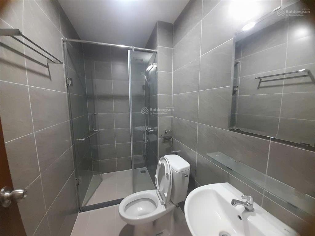 Cho thuê shophouse mbkd green river 151m2, 1 trệt 1 lầu giá 16 triệu có 5 máy lạnh, view nội khu