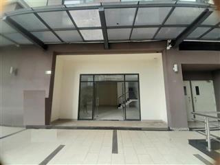 Cho thuê shophouse mbkd green river 151m2 1 trệt 1 lầu giá 17 triệu có 5 máy lạnh, gần quận 5,10