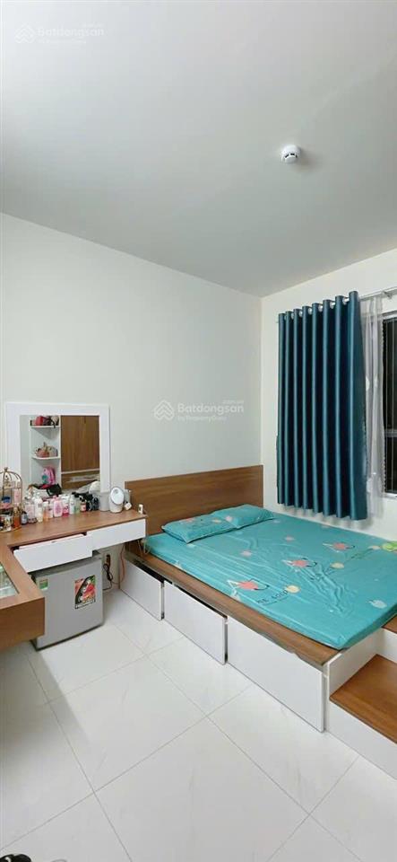 Cho thuê green river căn 2pn 2wc đầy đủ nội thất giá 11 triệu, nhà mới, hướng mát, quận 8, gần q5.