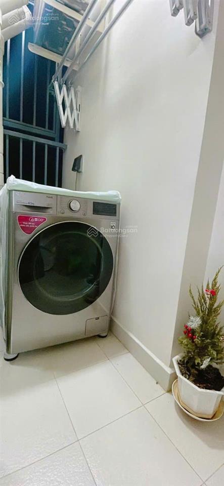Cho thuê green river căn 2pn 2wc đầy đủ nội thất giá 11 triệu, nhà mới, hướng mát, quận 8, gần q5.