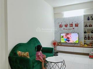 Cho thuê green river căn 2pn 2wc đầy đủ nội thất giá 11 triệu, nhà mới, hướng mát, quận 8, gần q5.