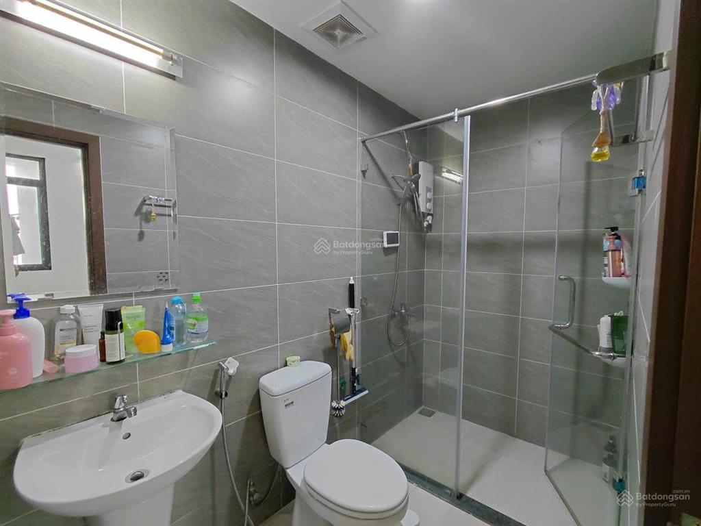 Cho thuê green river dt72m2/ 2 phòng ngủ2wc giá 10 triệu đầy đủ nội thất, ở liền dc quận 8 nhà mới