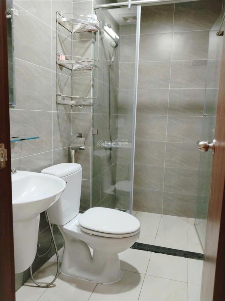 Cho thuê green river dt65m2/ 2 phòng ngủ2wc full nội thất giá 10.5tr, gần quận 5, quận 10.
