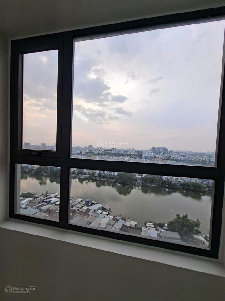 Bán ch green river có sổ hồng dt80m2 3pn 2wc giá 3tỷ980 view sông, sang tên liền, nh cho vay quận 8