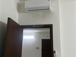 Cho thuê ch green river quận 8 2 phòng ngủ  2 wc giá 9,5 triệu có 2 máy lạnh, rèm gần quận 5, 10
