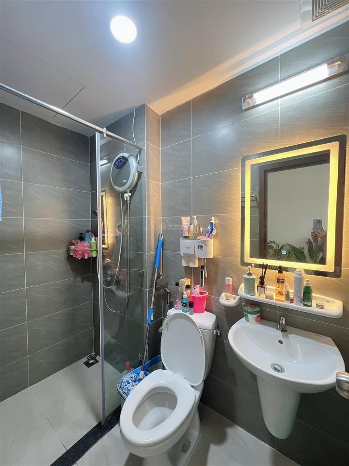 Chính chủ cho thuê green river dt70m2 2pn 2wc 11 triệu full nội thất quận 8, gần quận 5