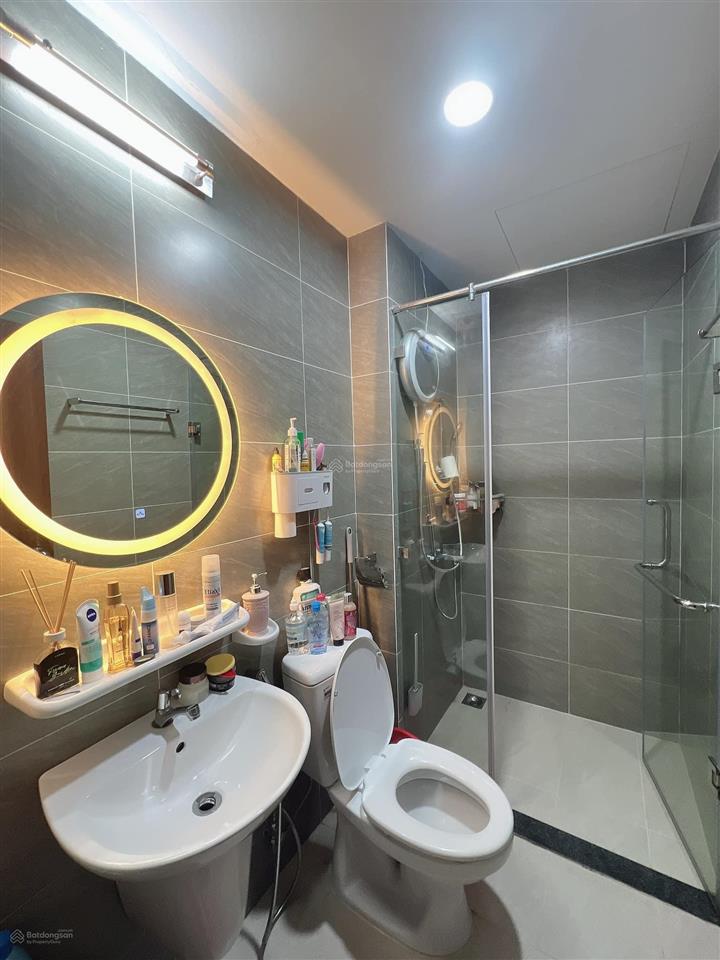 Chính chủ cho thuê green river dt70m2 2pn 2wc 11 triệu full nội thất quận 8, gần quận 5
