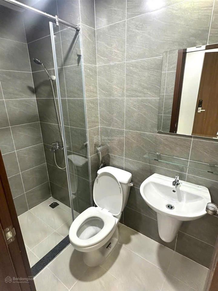 Cho thuê chung cư green river dt72m2 2pn 2wc giá 9,5tr có 2 máy lạnh, rèm tại quận 8, ở liền dc