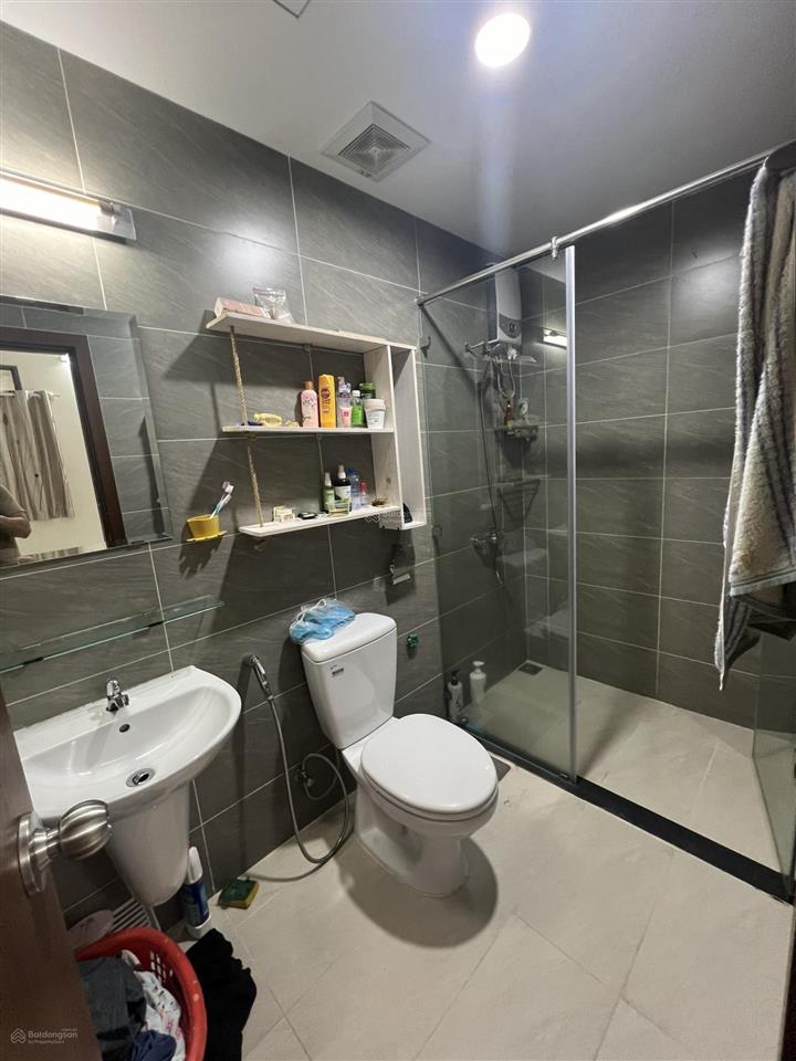 Cho thuê green river quận 8 căn dt70m2 2 phòng ngủ 2wc giá 10 triệu có nội thất, ở liền dc, gần q5