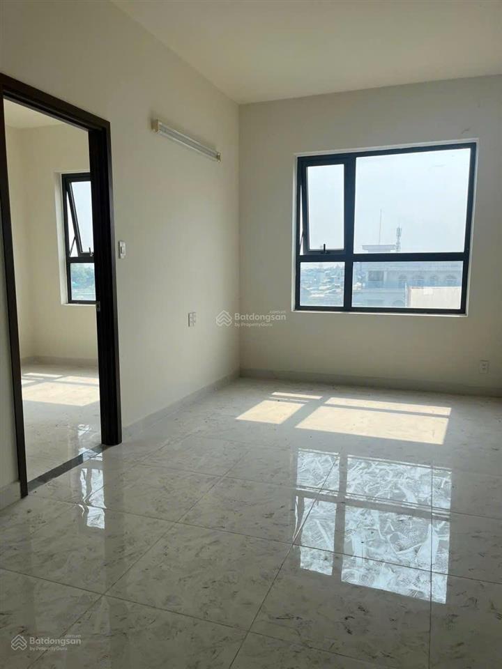 Chính chủ gửi bán green river dt65m2/ 2pn 2wc giá 2tỷ7 view sông, tầng cao quận 8, đã gồm 2% tncn