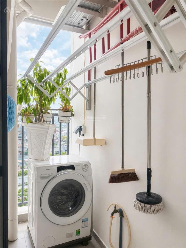 Bán ch green river dt65m2 2pn 2wc giá 2tỷ950 như hình view sông tại quận 8. gần quận 5,10,7,6,3.