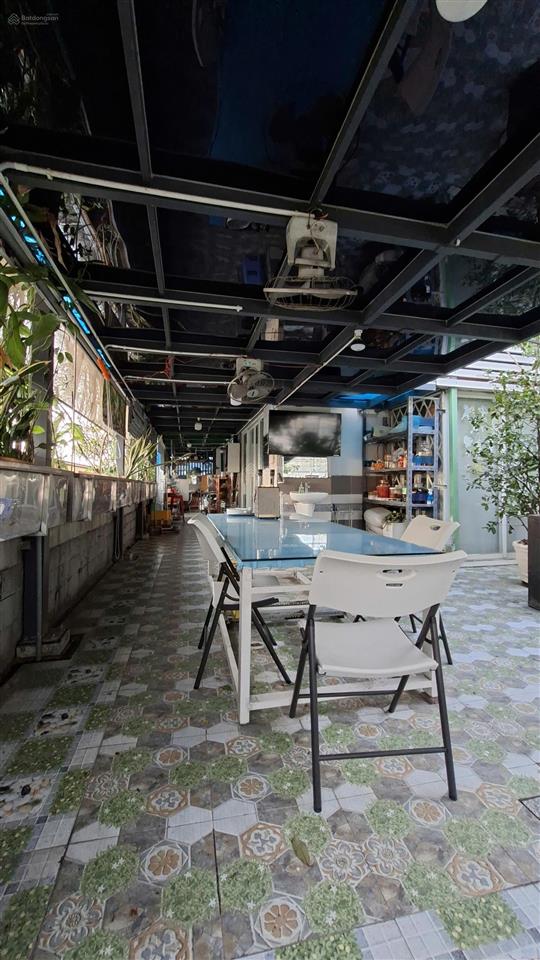 Bán penthouse sân vườn chung cư h2 hoàng diệu q4  200m², 6pn giá 16 tỷ