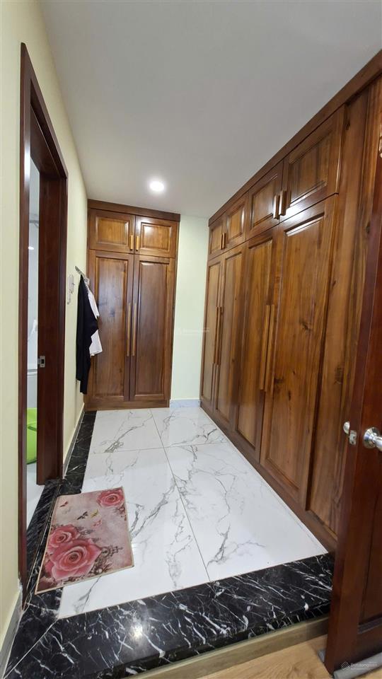 Bán penthouse sân vườn chung cư h2 hoàng diệu q4  200m², 6pn giá 16 tỷ