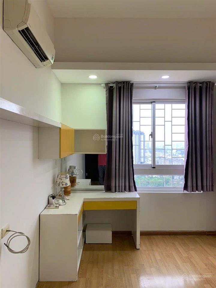 Bán căn hộ flemington, dt 97m2, view trường đua phú thọ, view đẹp nhất khu, full nội thất cao cấp