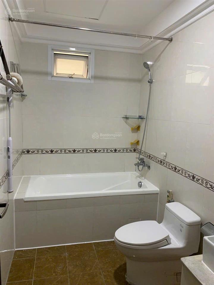 Bán căn hộ flemington, dt 97m2, view trường đua phú thọ, view đẹp nhất khu, full nội thất cao cấp
