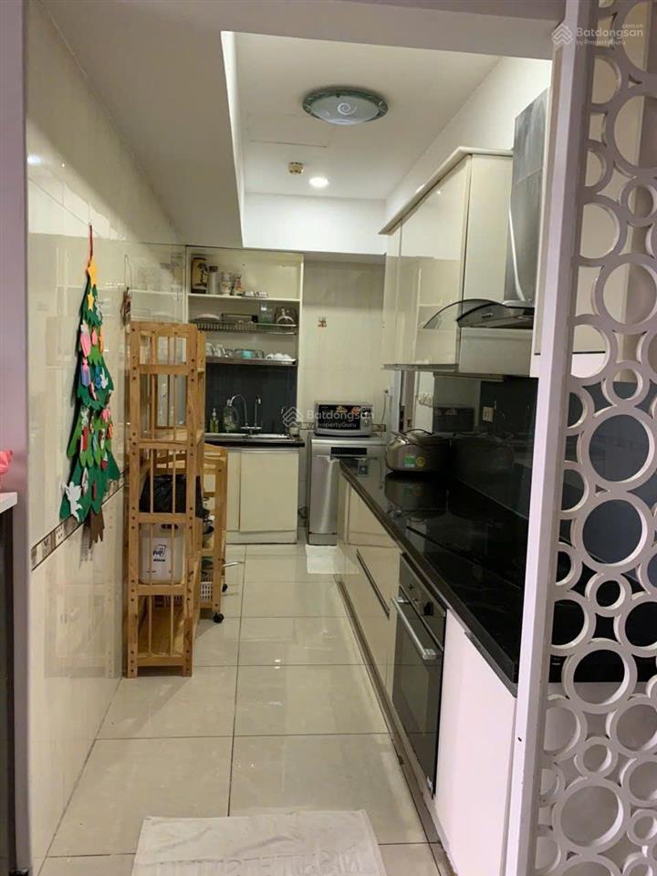 Bán căn hộ flemington, dt 97m2, view trường đua phú thọ, view đẹp nhất khu, full nội thất cao cấp