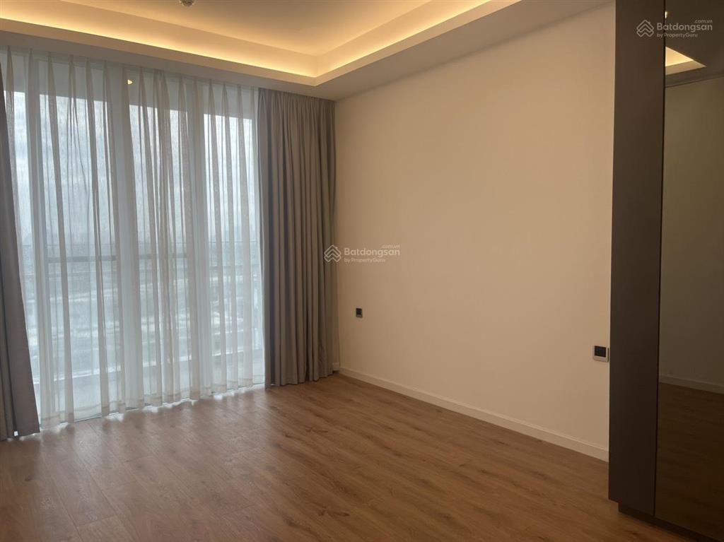 Bán căn hộ 2pn sarina, view quận 1. giá chỉ 16.6 tỷ