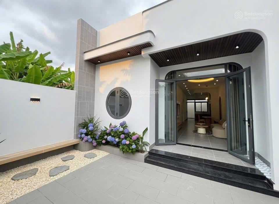 Cô chú đi nước ngoài, cần bán căn nhà cấp 4 mới ngay changshin cuối đồng khởi. trả góp 350triệu