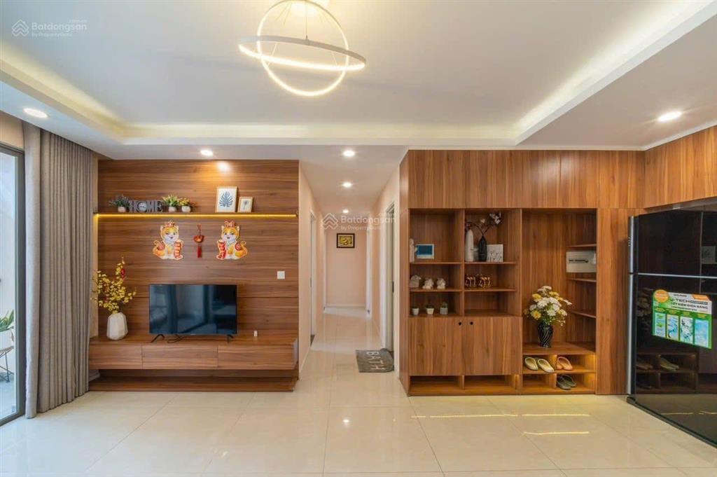 Cần tiền bán nhanh 75m 2pn2wc millenium bến vân đồn