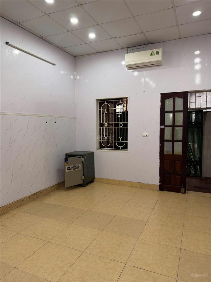 Cần vốn bán gấp đất trung tâm thị trấn văn điển cũ  gần chợ tứ hiệp