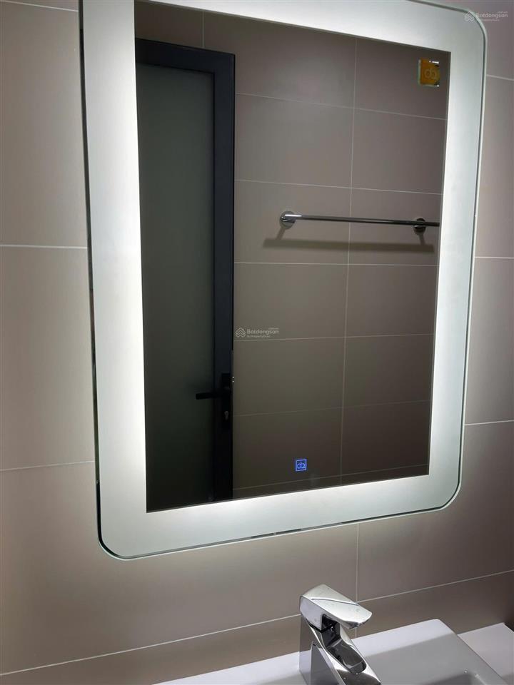 Q7 boulevard  căn góc 2pn 70m2 2wc, nhà sáng thoáng  3.75 tỷ