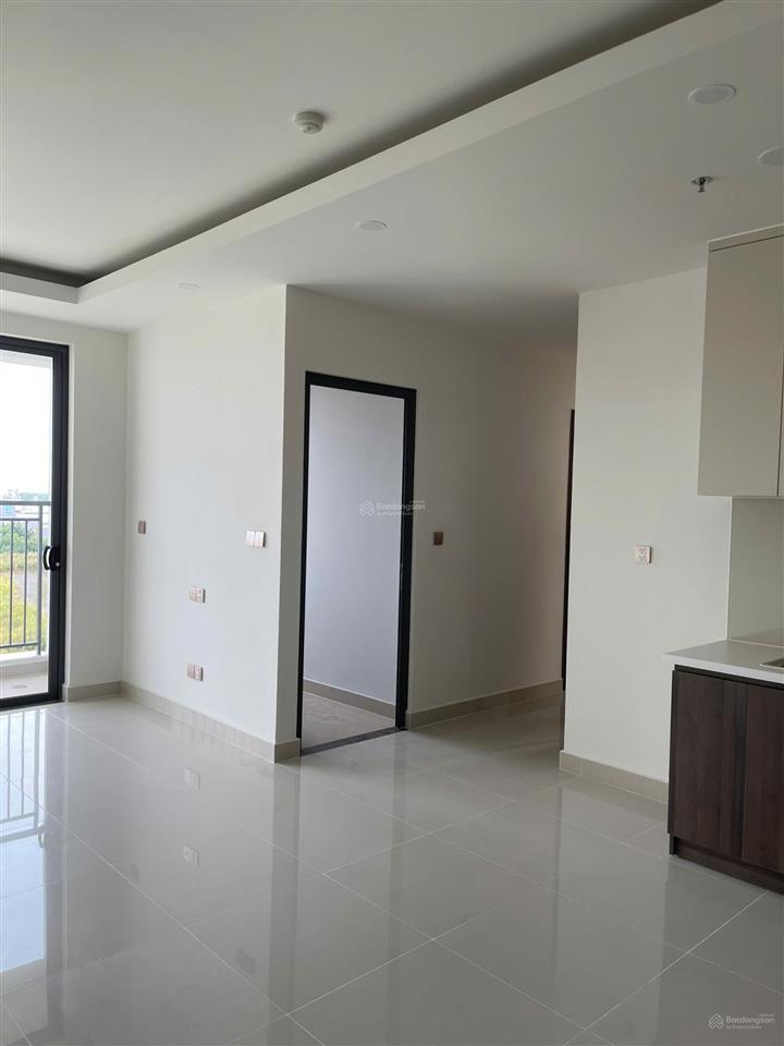 Q7 boulevard  căn góc 2pn 70m2 2wc, nhà sáng thoáng  3.75 tỷ