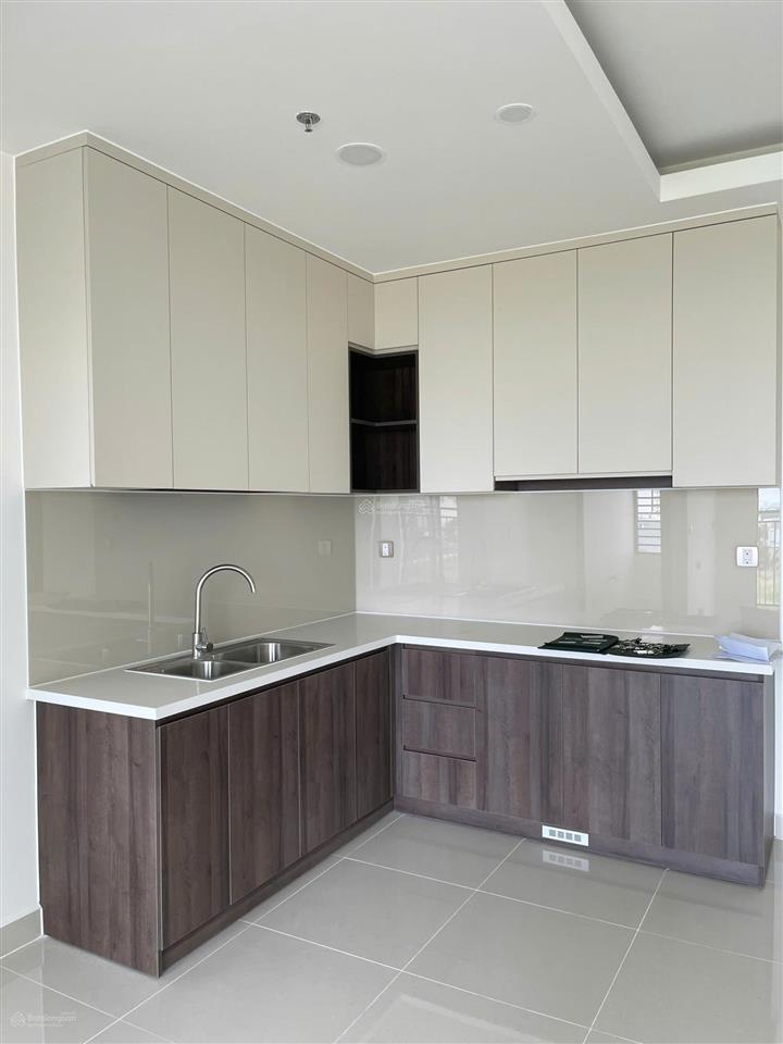 Q7 boulevard  căn góc 2pn 70m2 2wc, nhà sáng thoáng  3.75 tỷ