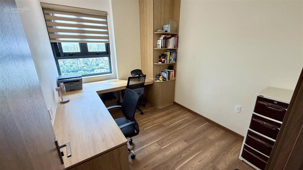 2pn 2wc căn góc 70m2 q7riverside đào trí  full đủ xách vali vào ở  13.5 triệu/tháng