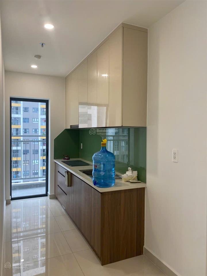 2pn 2wc căn góc 70m2 q7riverside đào trí  nội thất cơ bản  10 triệu/tháng