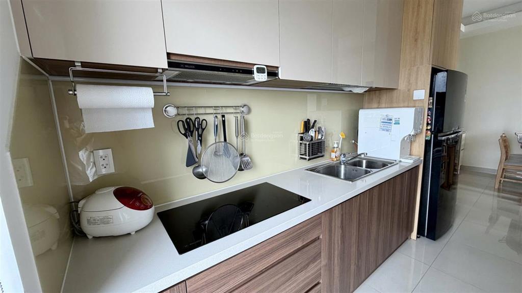 Cho thuê 2pn 70m2 căn góc q7 riverside đào trí  nội thất thiết kế  12.5 triệu/tháng