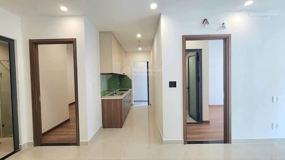 2pn 67m2 q7 riverside đào trí  nhà trống có bếp  9.5 triệu/tháng