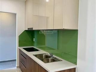 2pn 67m2 q7 riverside đào trí  nhà trống có bếp  9.5 triệu/tháng