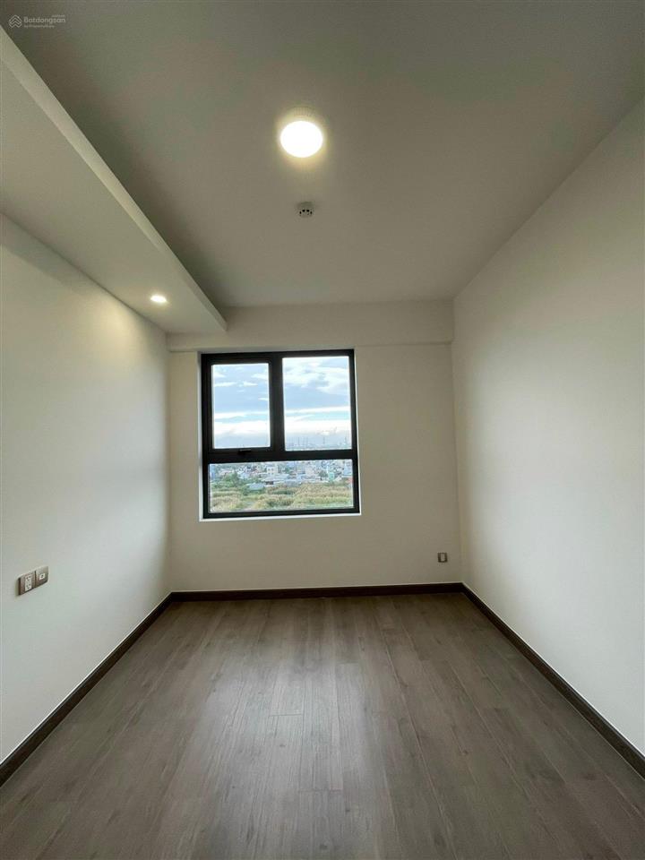 2pn 1wc 57m2 q7 boulevard nguyễn lương bằng  view nội khu hướng đông  gió mát cả ngày  3.3 tỷ