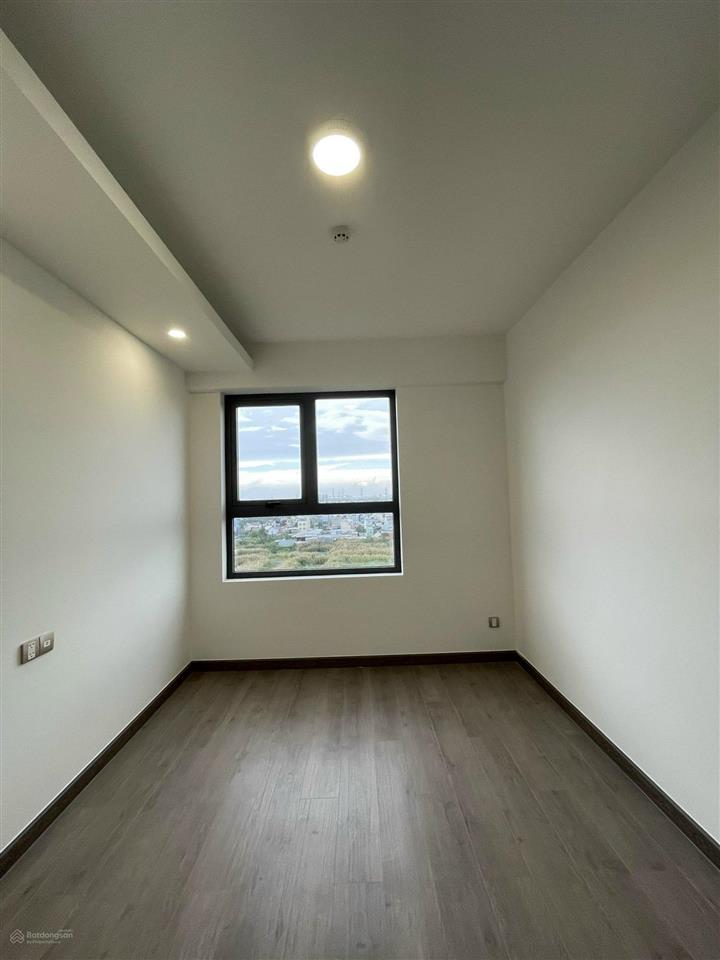 2pn 1wc 57m2 q7boulevard nguyễn lương bằng  full nội thất đang cho thuê 10tr5  view pmh  3.35 tỷ
